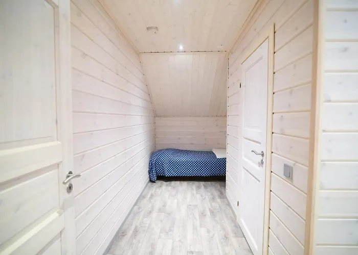 Ettomies Ii * Äkäslompolo